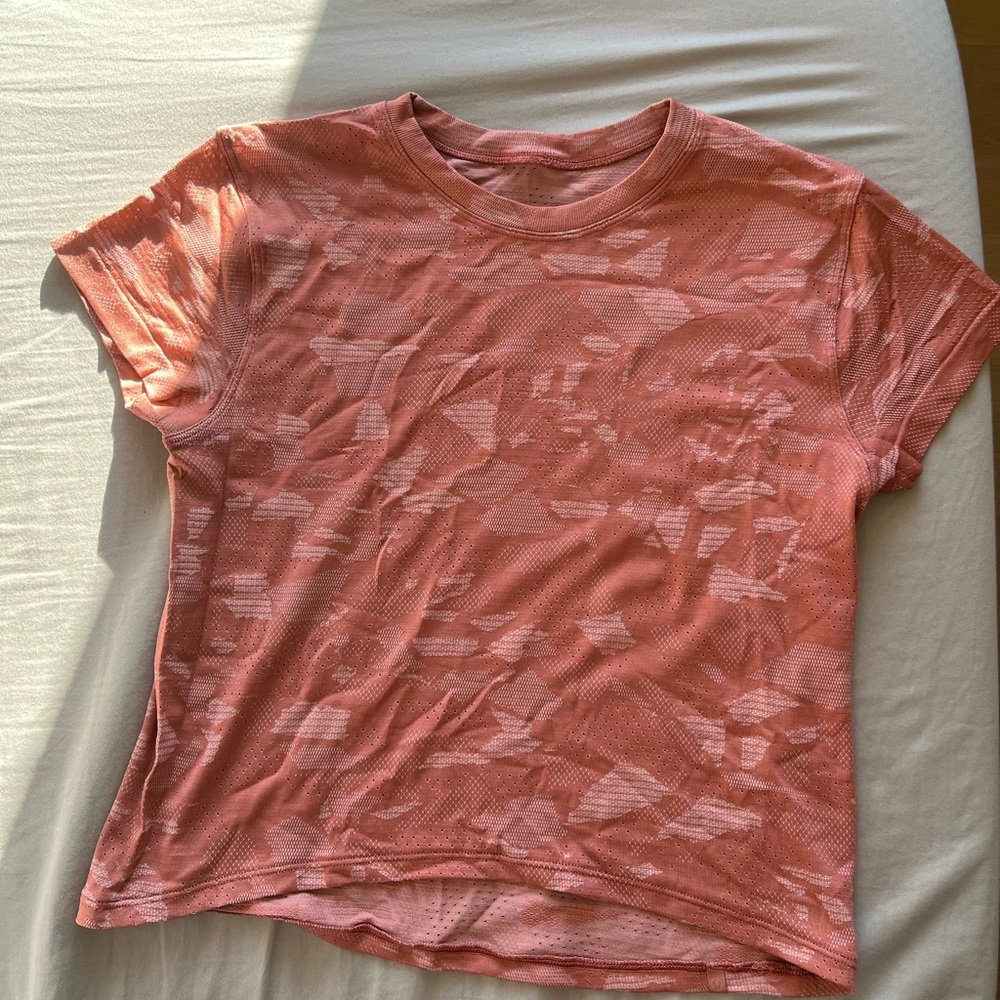 Lululemon Train to Be Short Sleeve